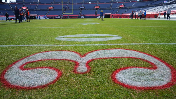 Broncos, Chargers pay tribute to Damar Hamlin