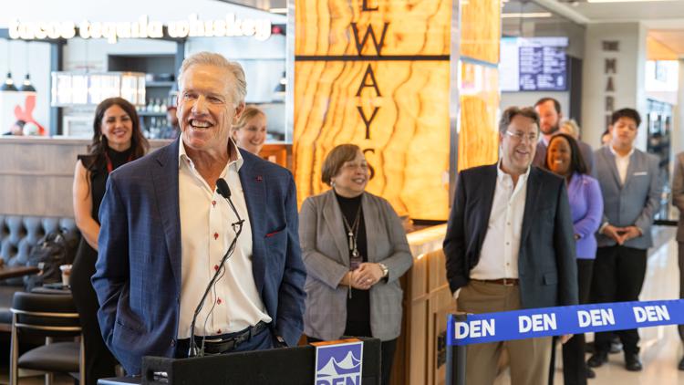 John Elway opens new Denver airport restaurant