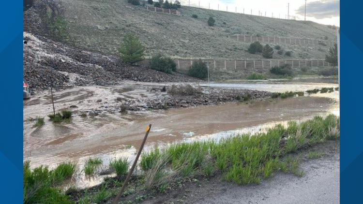 Mudslide closes Colorado highway