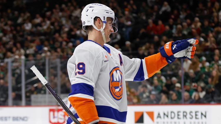 Avs trade for Brock Nelson from Islanders in another massive deal