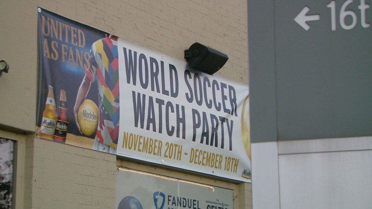 Bar Denver mempersiapkan Piala Dunia di tengah kontroversi