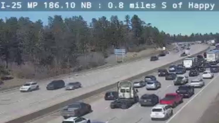 Crash closes northbound I-25 in Castle Pines