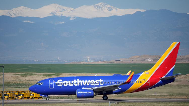 Southwest announces it will begin charging for checked bags