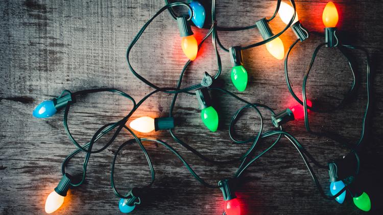 VOTE NOW: When do you start to take your lights down?