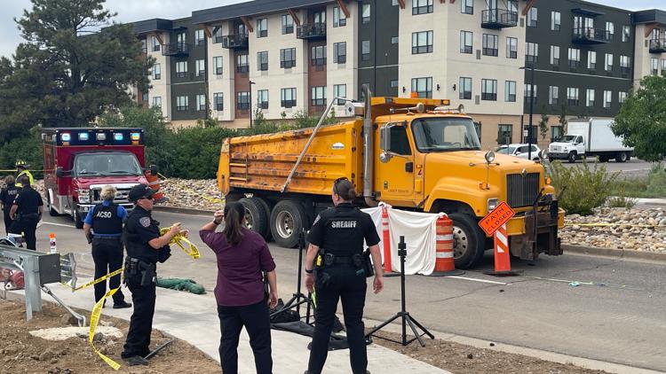 Identifican a trabajador que murió tras choque en zona de construcción en Centennial