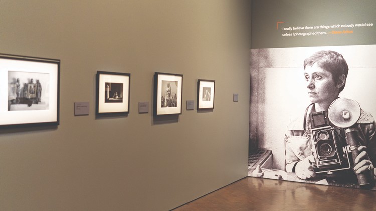 Pameran Museum Seni Denver menempatkan fotografer wanita di tengah panggung