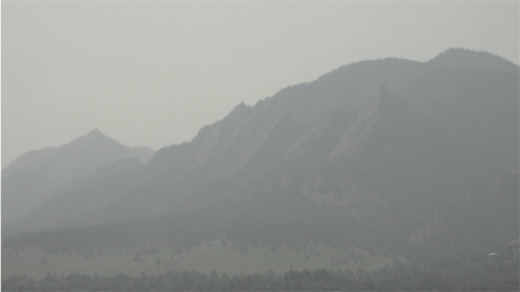 Colorado melihat asap dari kebakaran hutan Kanada