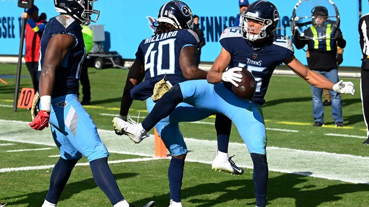 Gadget play helps Titans rally to beat Broncos, 17-10 as injury-ravaged Denver offense sputters in second half