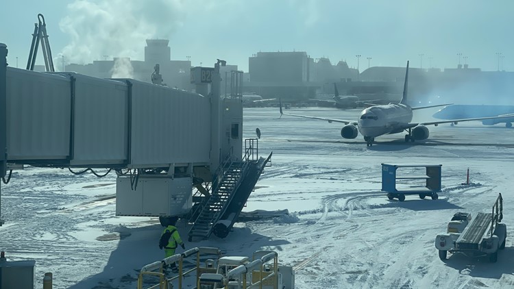 More flights canceled, delayed Friday at Denver airport