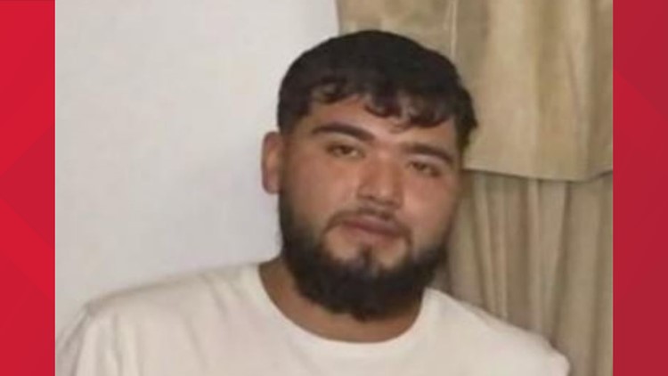 Suspect on the run after 1 killed, 1 wounded in Lafayette shooting