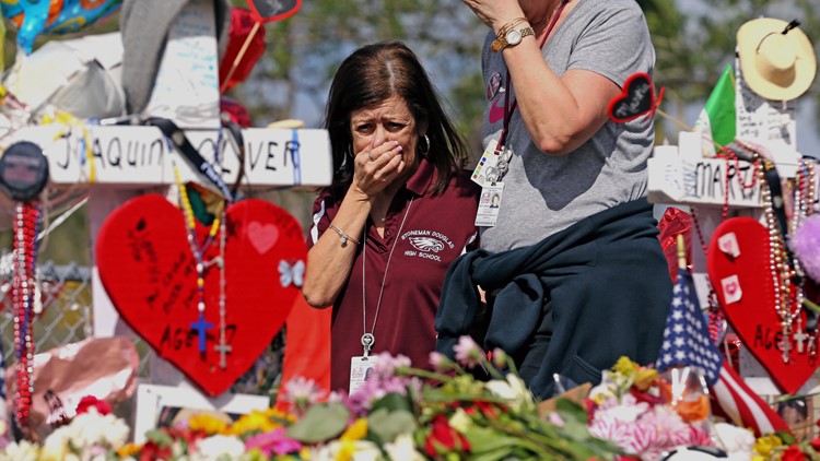 Mid-South psychologist offers guidance, suggestions of how to address TX school mass shooting to their children
