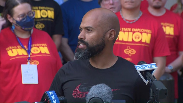 Austin City Council candidate Misael Ramos arrested in connection with ICE protest