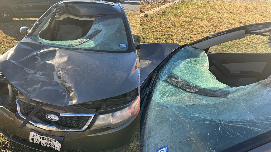 North Texas police: Deadly crash throws pedestrian into vehicle - Vimarsana News