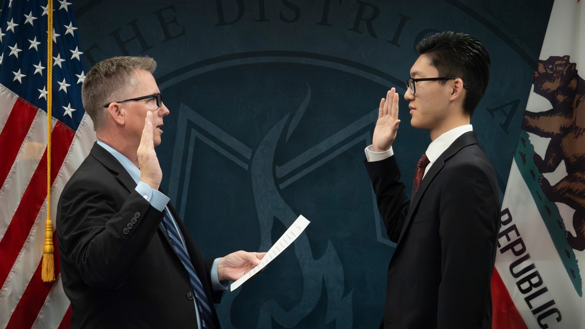 17-year-old Californian passes state bar exam - Vimarsana News