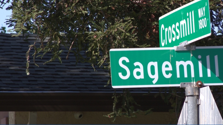 Man stabbed to death in South Natomas neighborhood; police searching for suspect