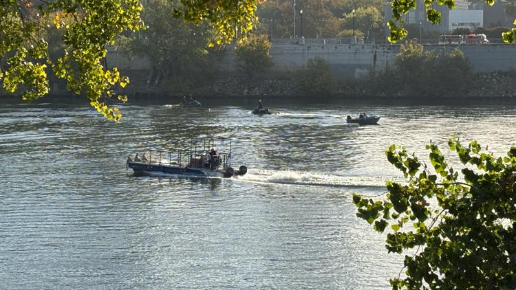 Suspect missing after entering Sacramento River during West Sac police detention
