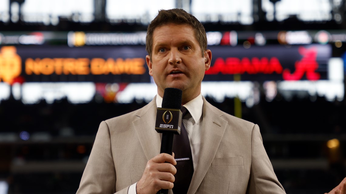 Todd McShay's sideline report during Alabama-Miami game draws concern  across social media : r/CFB