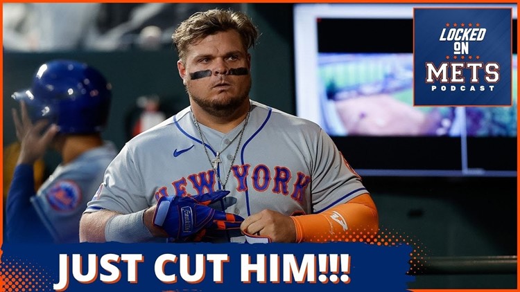 New York Mets Are Insane to Keep Playing Daniel Vogelbach
