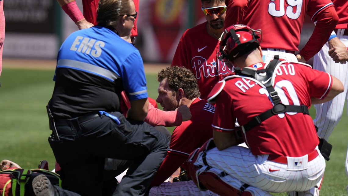 Rhys Hoskins suffers ACL Tear: Who will the Phillies choose to