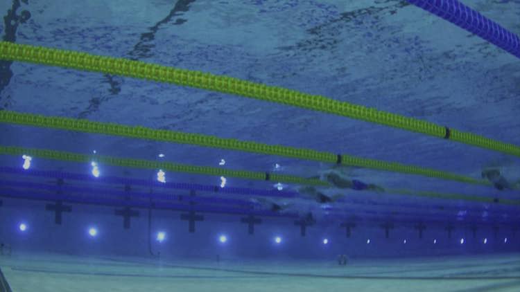 Stubblety-Cook storms to 200m breaststroke title