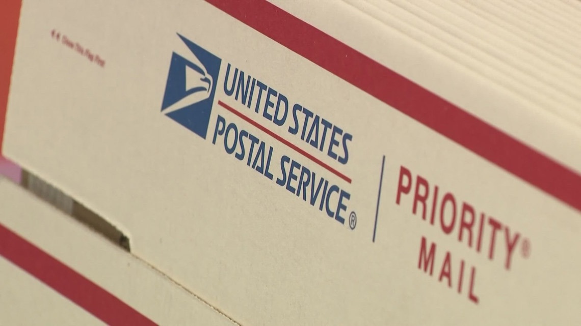 Holiday Shipping Deadlines USPS, FedEx, and UPS dates