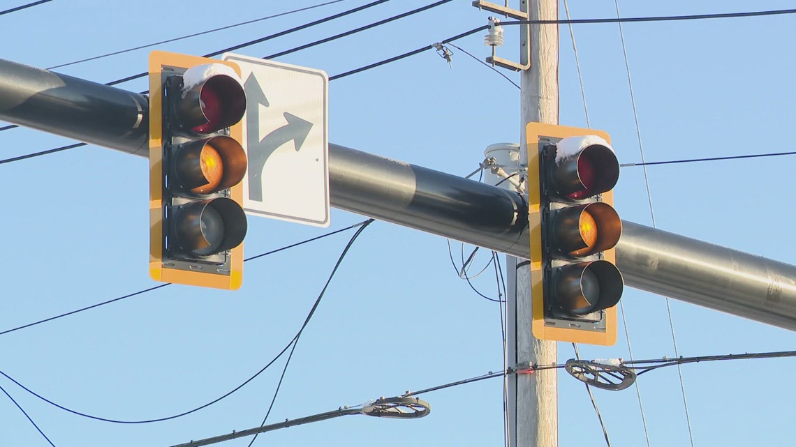 New traffic signals, turn lanes planned at Huntsville overpass ...