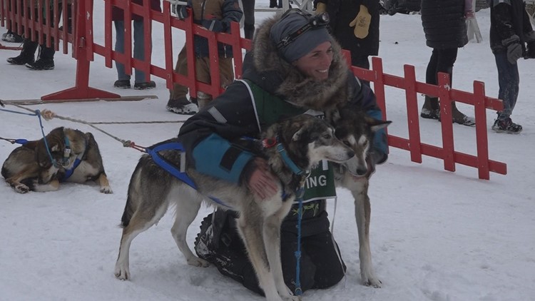 Women make history at 30th Can-Am Crown International Sled Dog Races