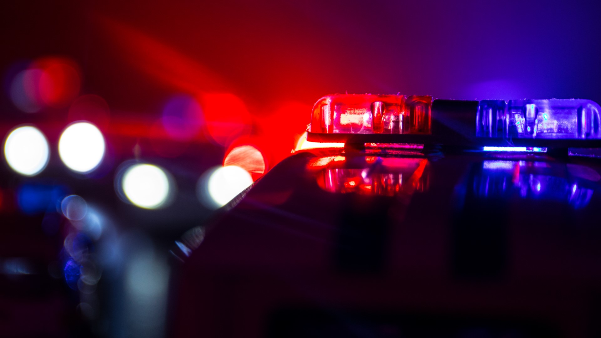 A series of crimes has led to the arrest of a Des Moines man on multiple felony charges including firearm possession and intimidation with a weapon.