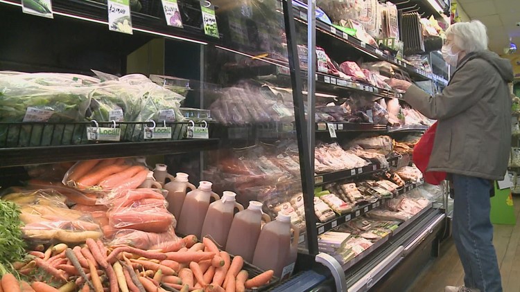 Gov. Lee proposes bringing back the grocery sales tax holiday and extending it to 3 months