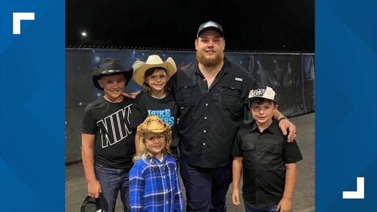 Luke Combs rewards two young fans' hard work at concert in Maine