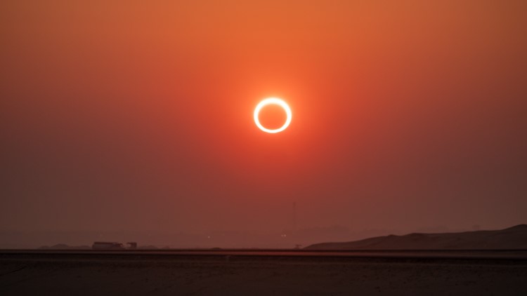 Solar eclipse, diamond ring effect Stock Photo - Alamy