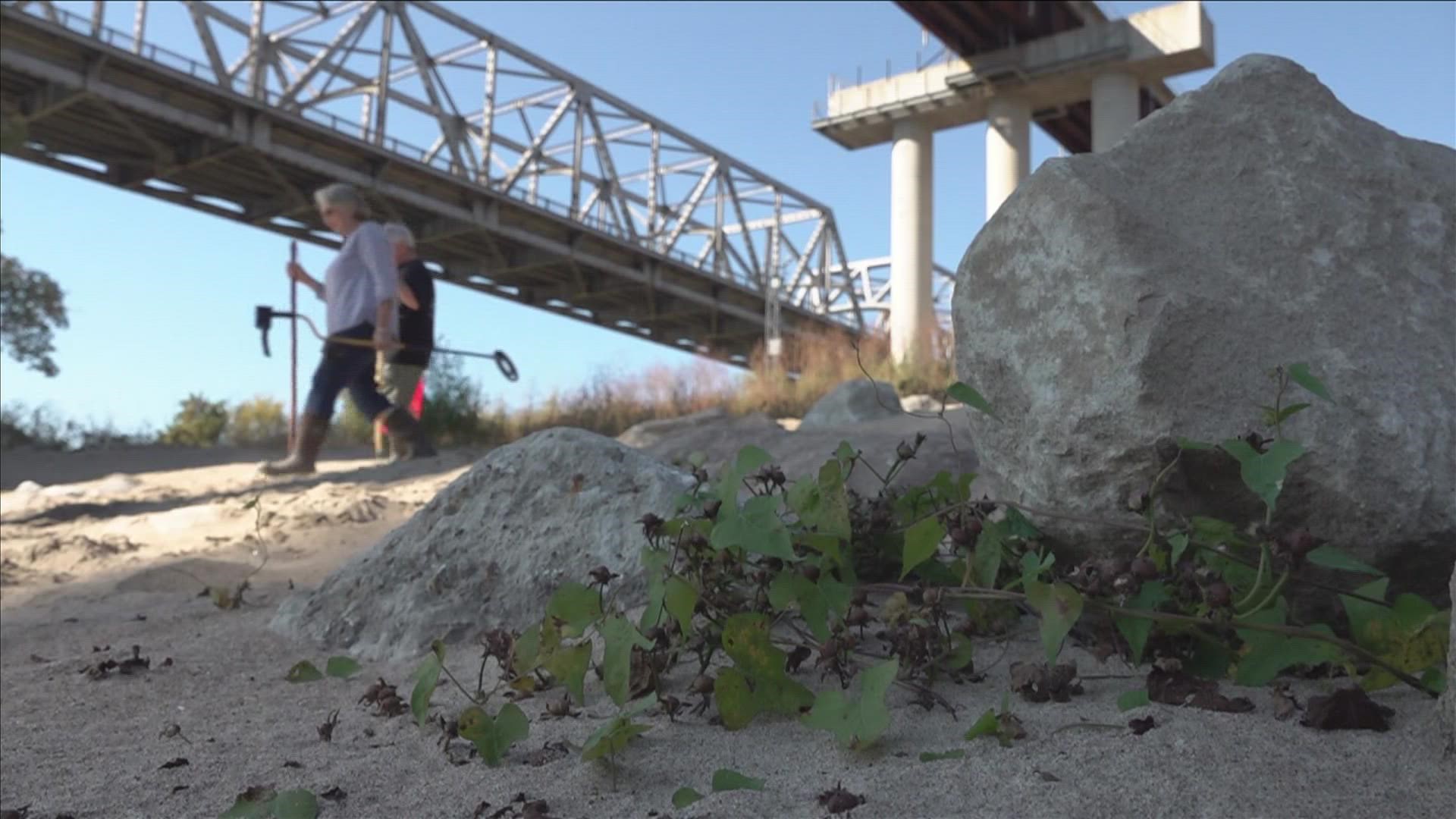 ABC24 Visual Storyteller Shiela Whaley caught up with two treasure hunters scouring the low river banks for lost history.