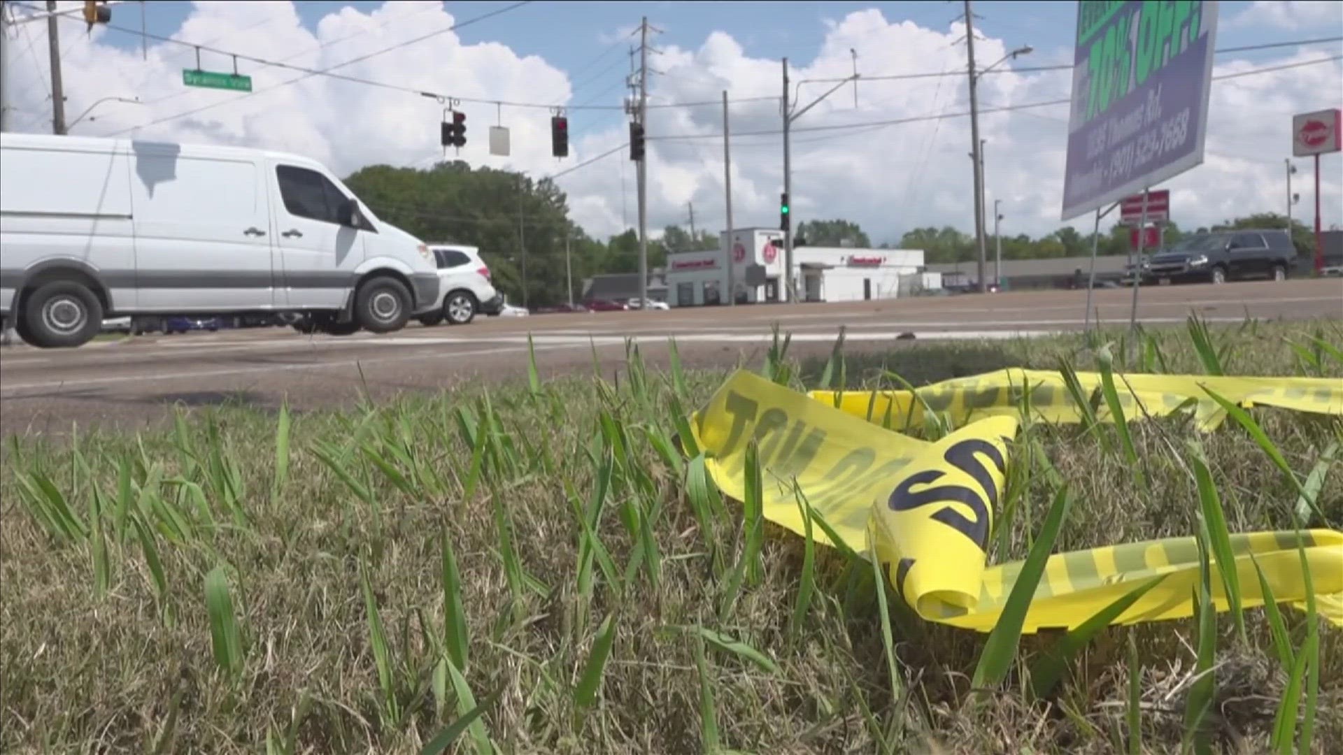 Officers said they responded to a two-vehicle crash at Summer Avenue and Sycamore View Road at 11:30 p.m. One man said there was a "lack of urgency" on the scene.