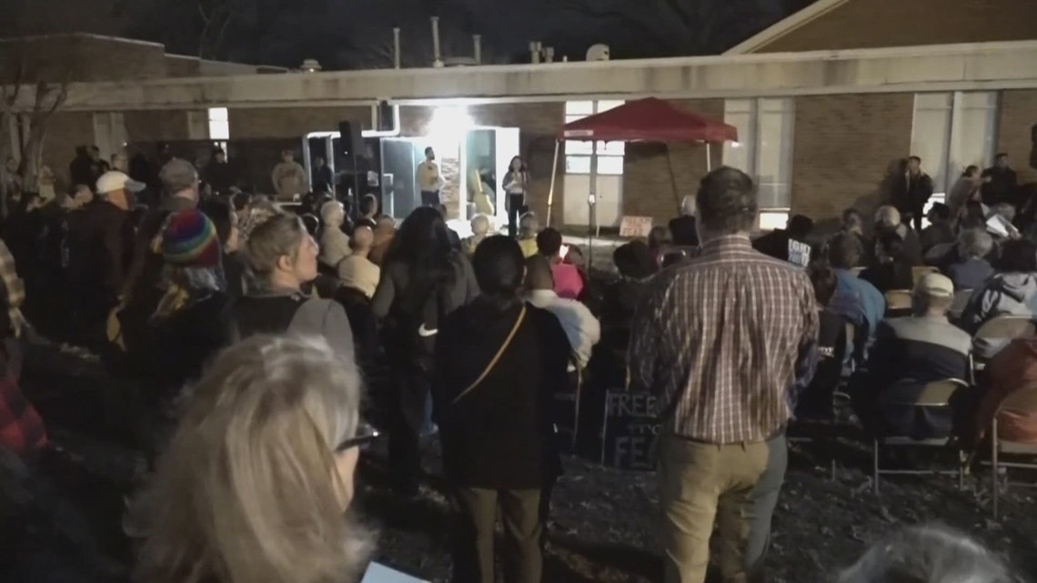 Memphis vigil calls for ICE accountability as lawmakers debate immigration bill