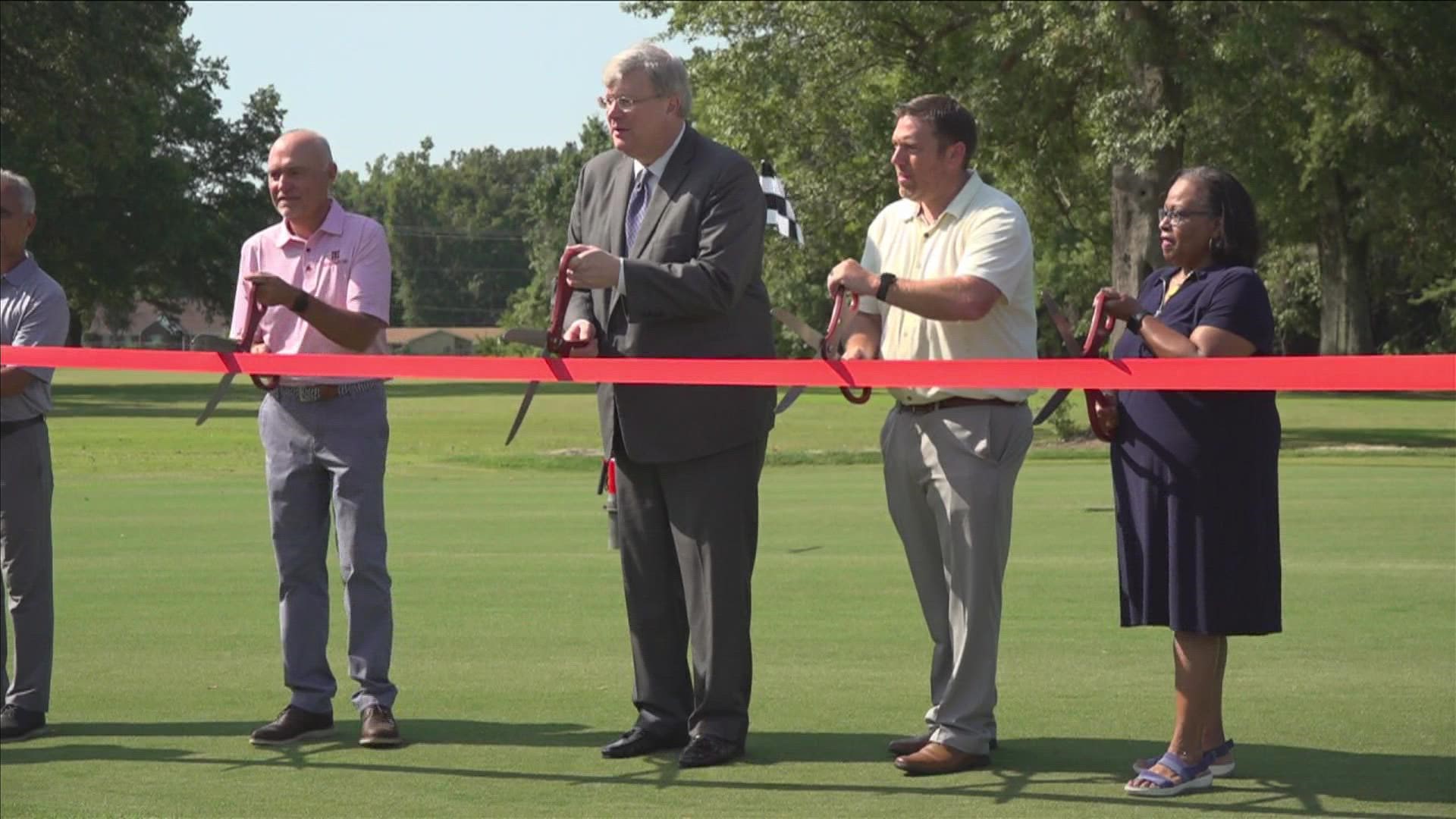 Memphis city leaders, including mayor Jim Strickland, gathered Tuesday to cut the ribbon on the renovation of a local golf course.