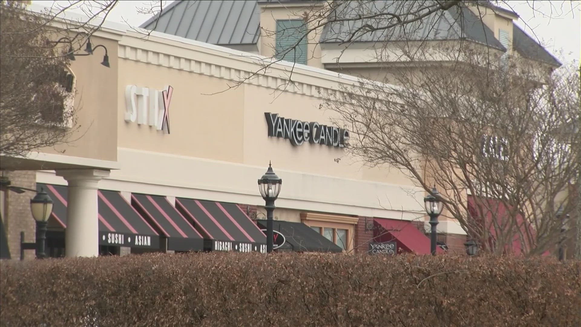 The new owners of the shopping center said they've tried this contest in cities like Chicago and St. Louis. Now, they're offering a store front in Collierville.