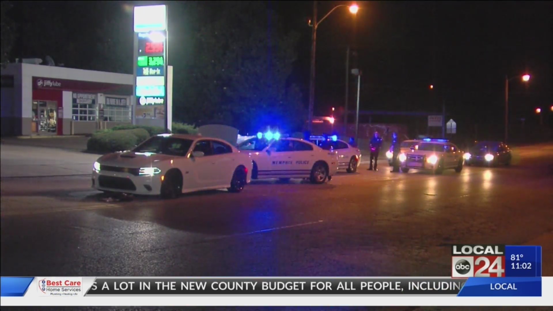 Memphis police investigating interstate shooting involving off-duty police officer