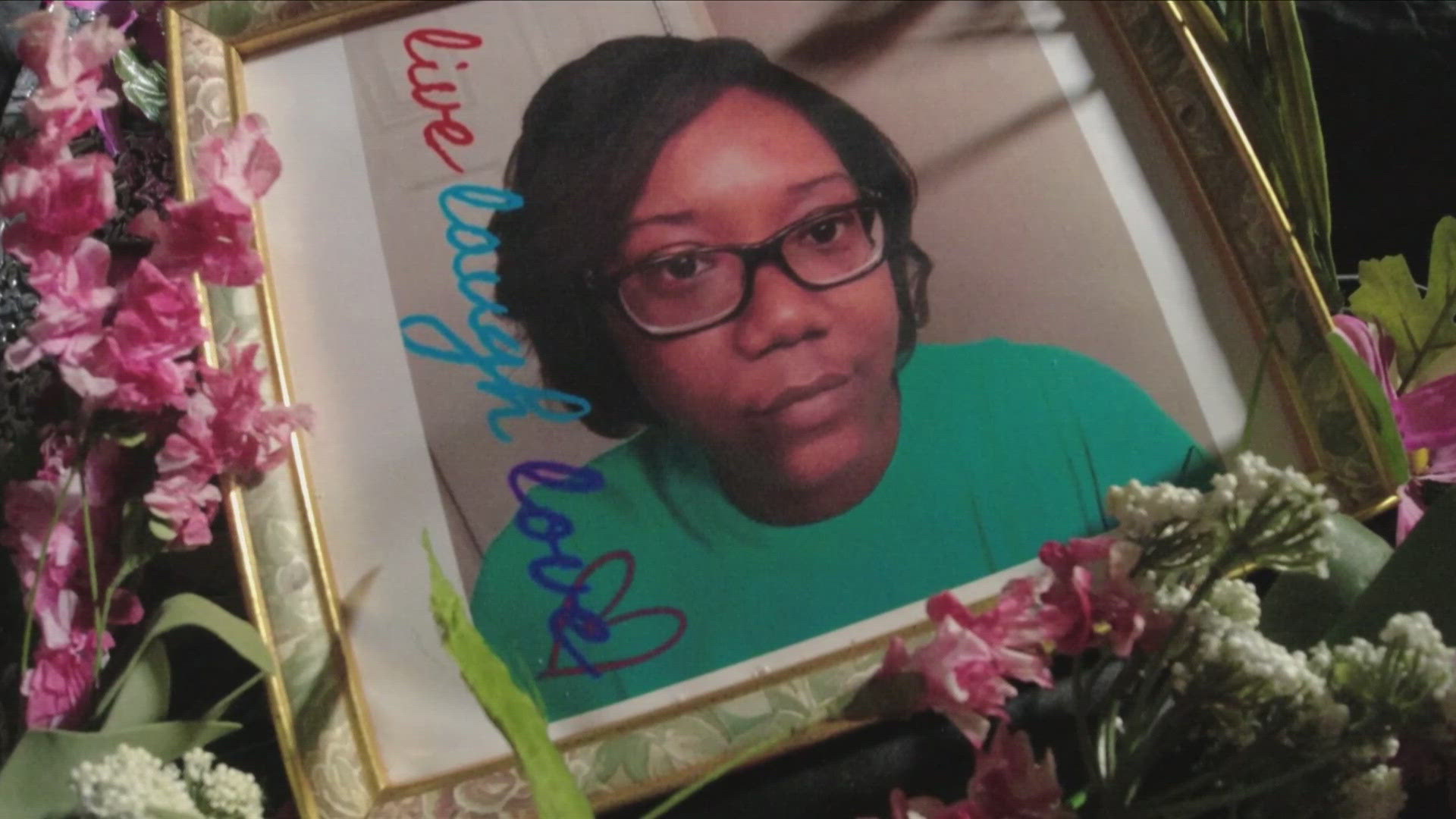 Struggles to secure daughter death certificate has one Memphis mother frustrated and looking for help.