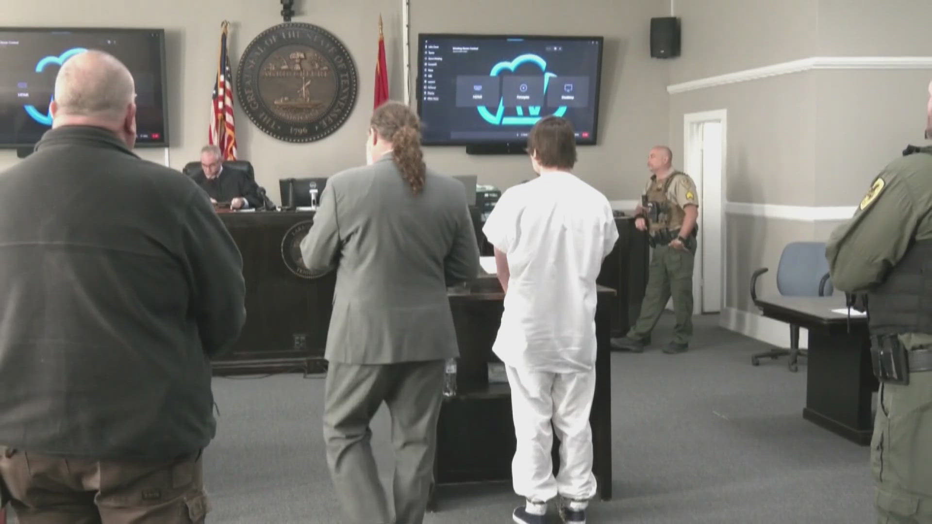 Quadruple murder suspect Austin Drummond files motion to represent ...