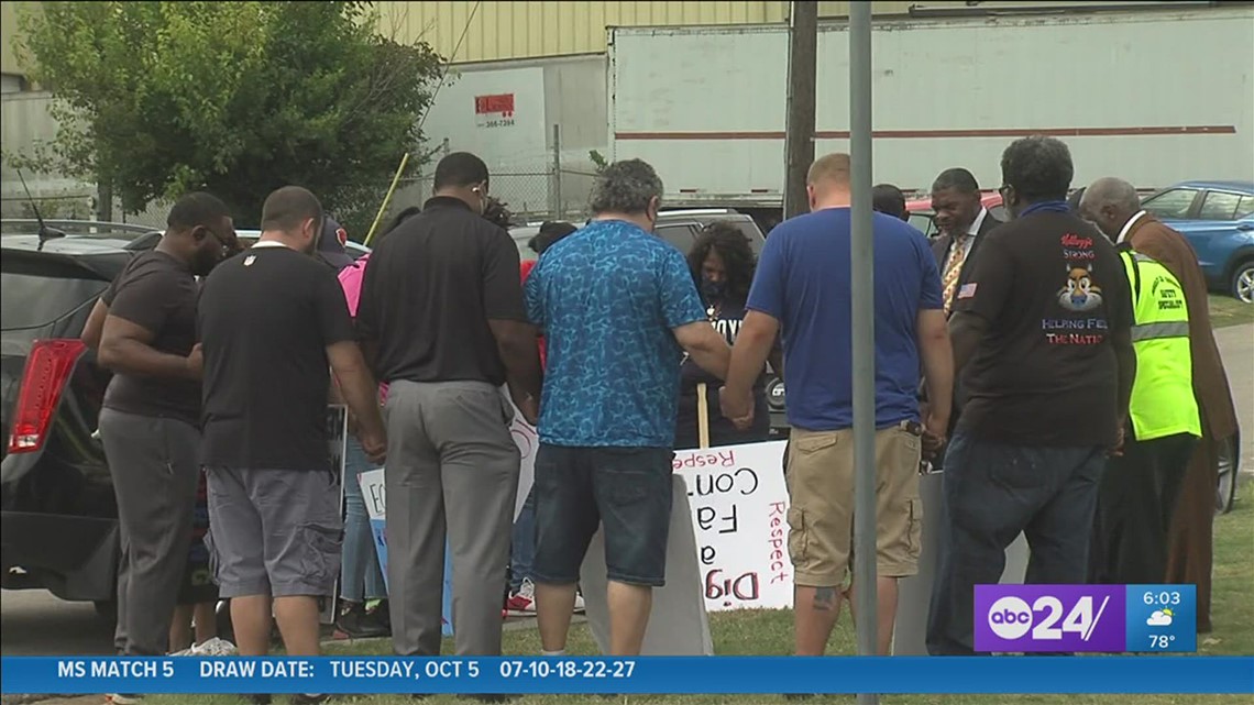Mid-South ministers stood with Kellogg's workers Wednesday to show support - Vimarsana News