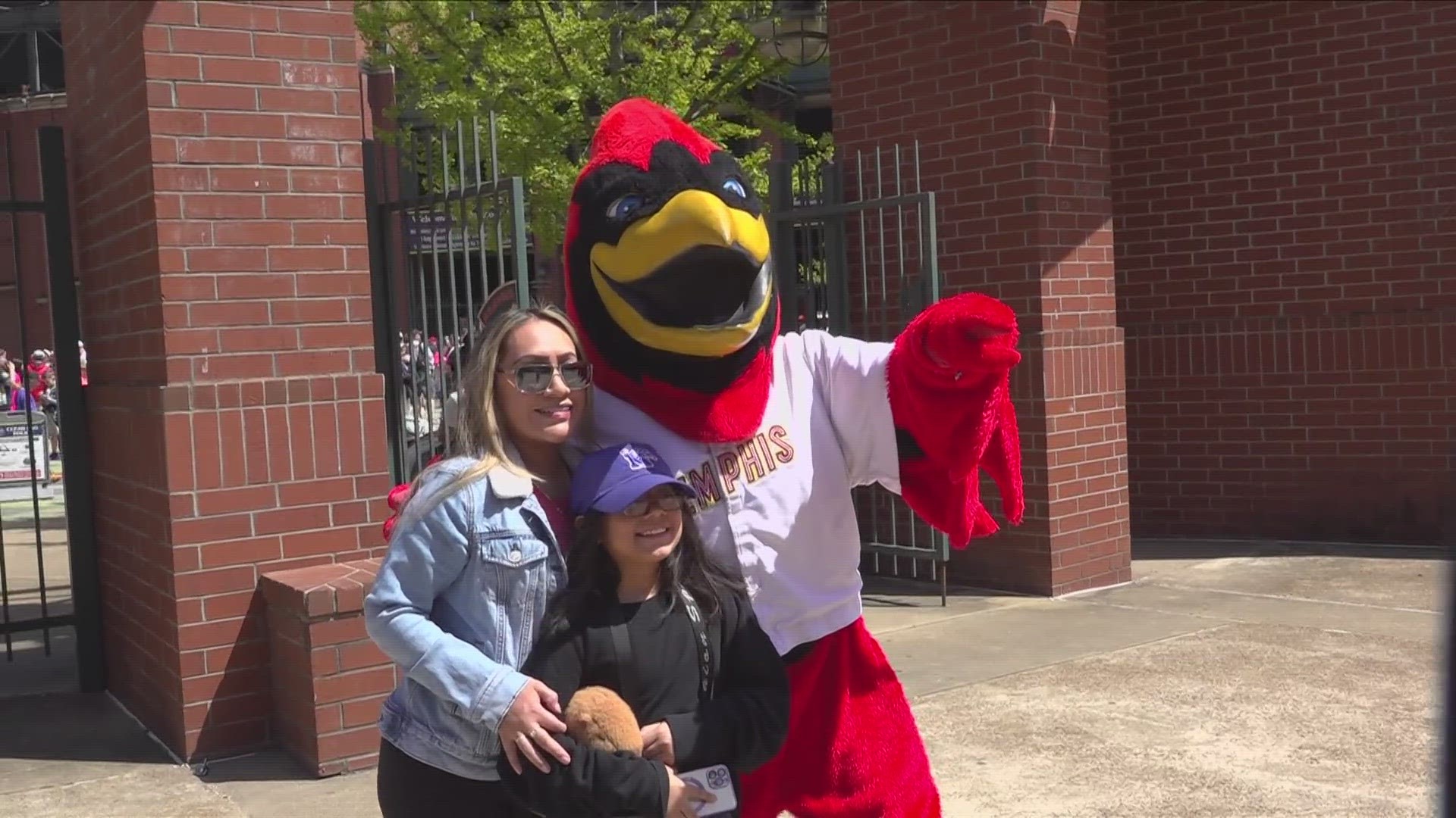 The Memphis Redbirds began the 2024 season with a 6-5 win over the Charlotte Knights.