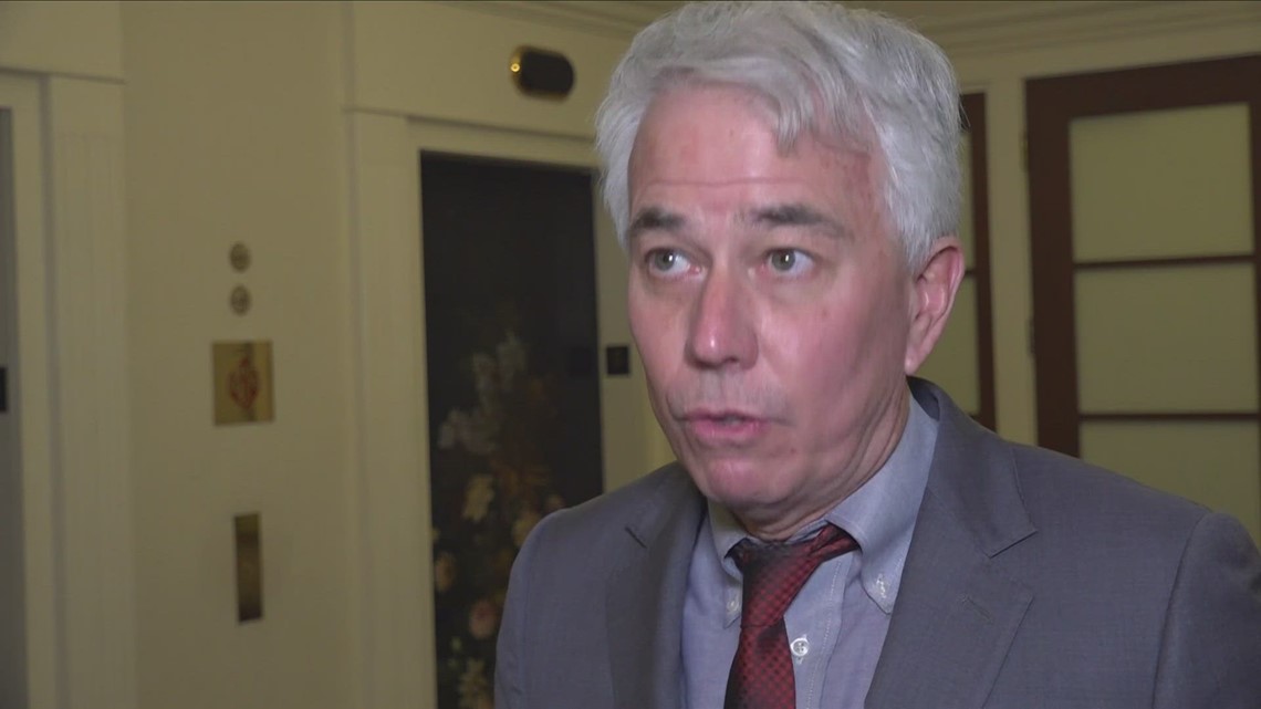 Steve Mulroy reacts to 18-year-old murder suspect released - Vimarsana News