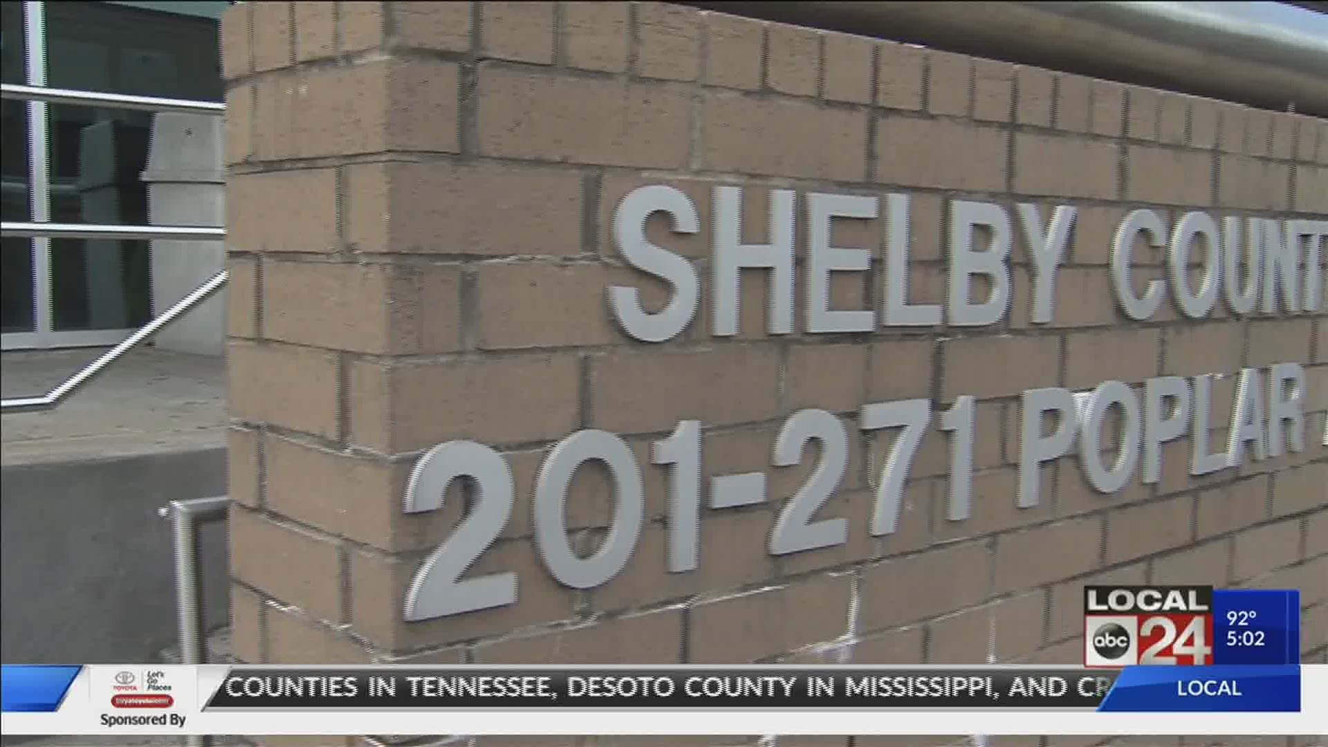 Mayor Lee Harris signed an Executive Order to expand protections for inmates in the Shelby County Division of Corrections.
