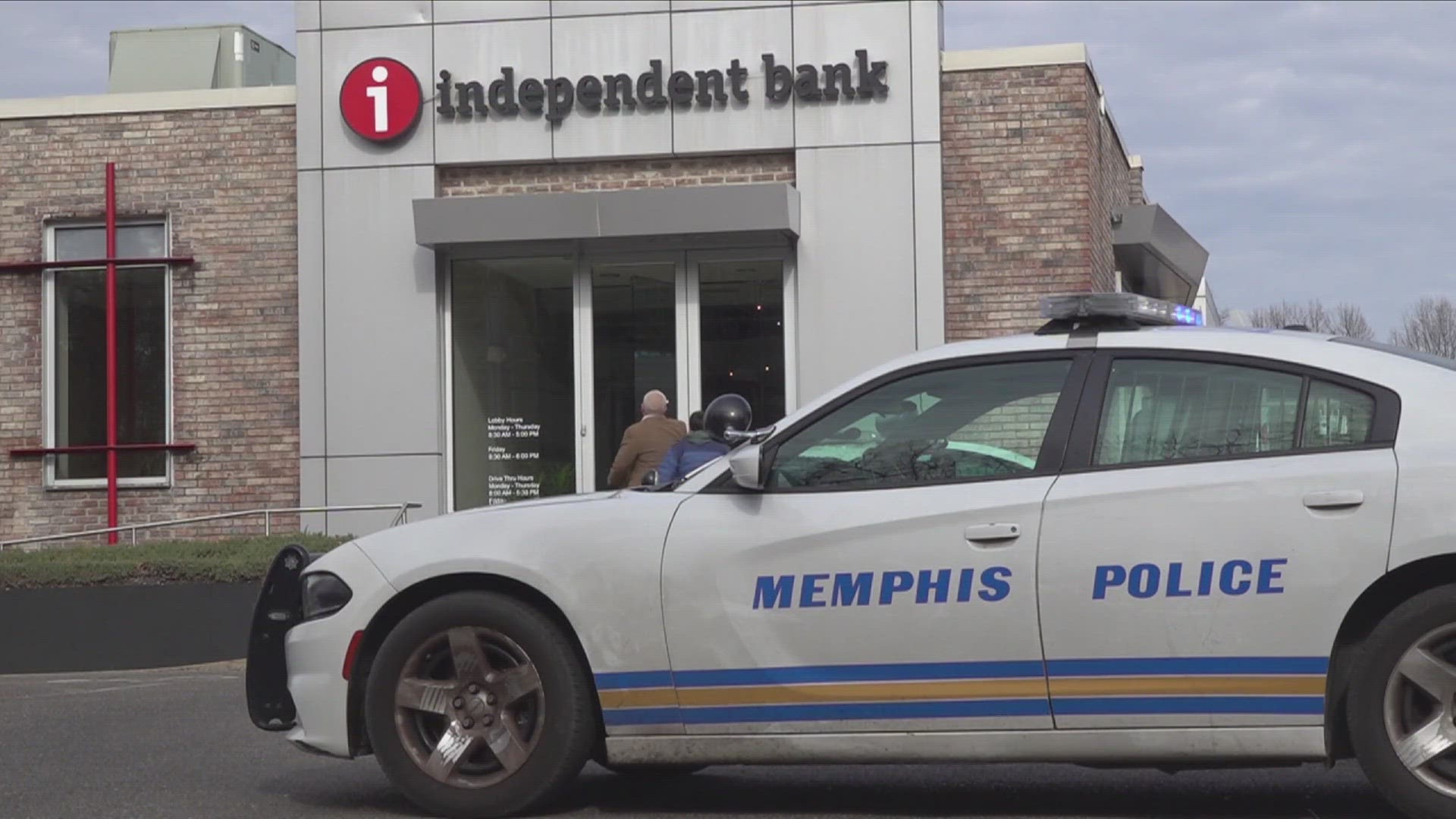 Two robbers targeted a bank Friday morning in Midtown on Union Avenue, according to MPD.