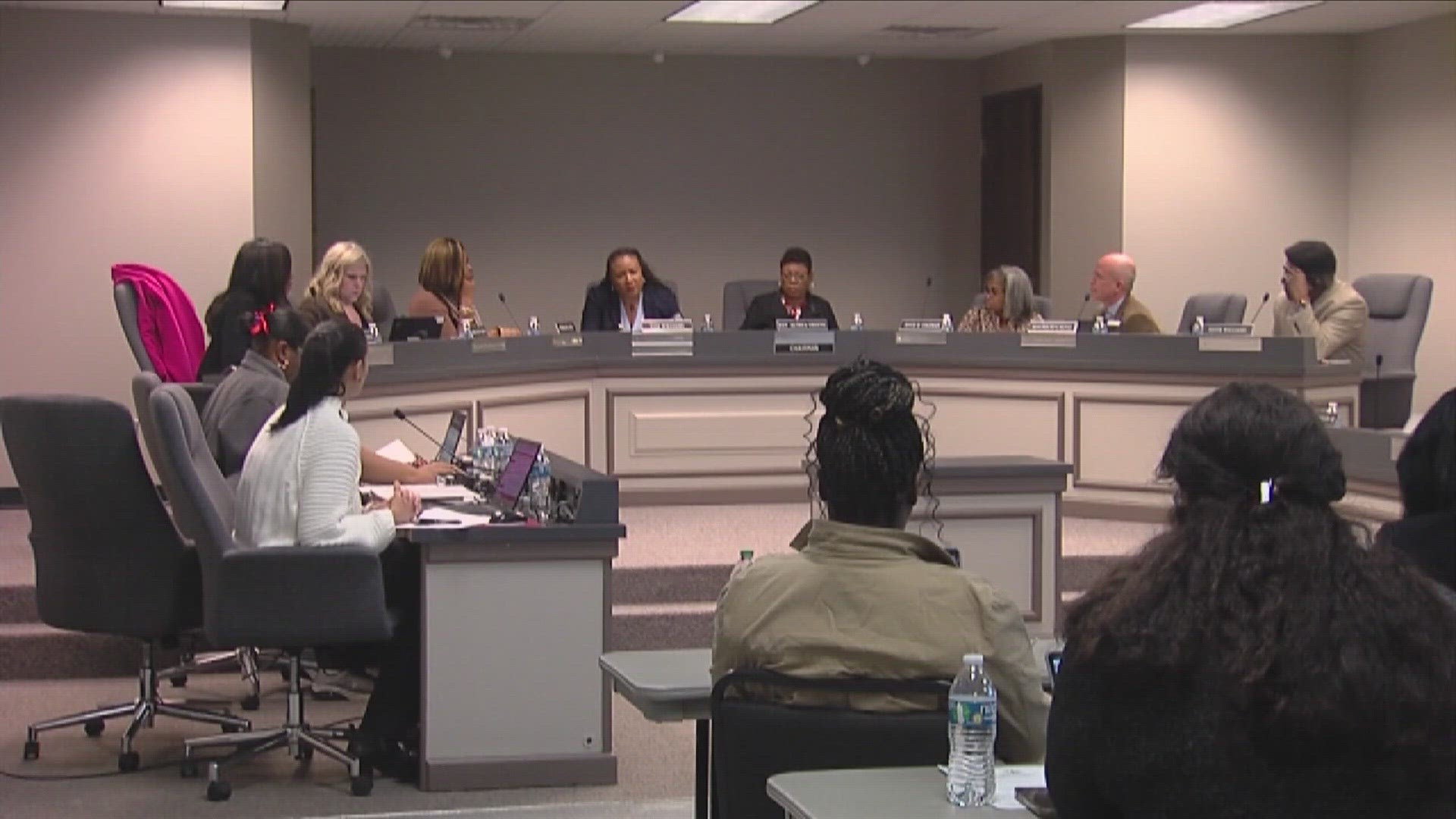 With Memphis Shelby County Schools set to lose $150 million from next year’s budget, reports surfaced that MSCS is considering cutting 675 jobs.