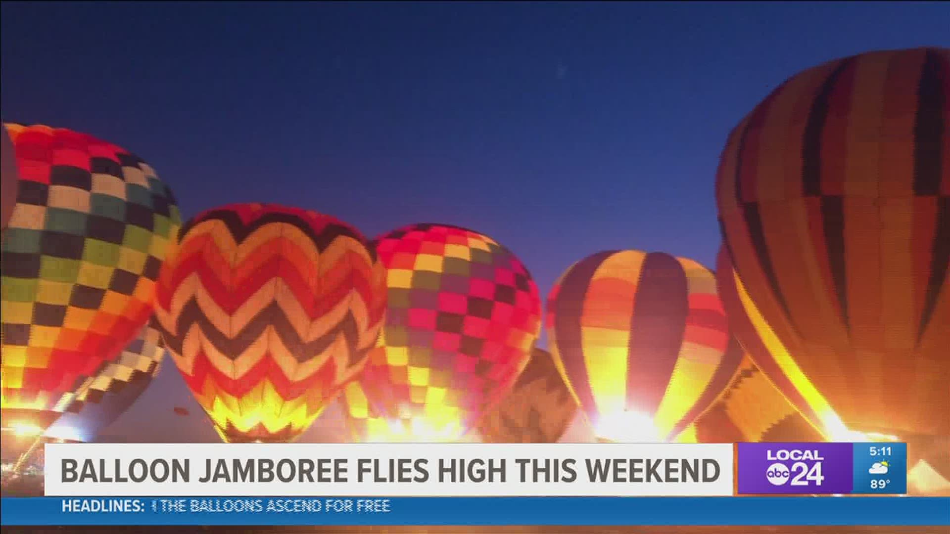 25 hot air balloons will take to the sky in Collierville this weekend.