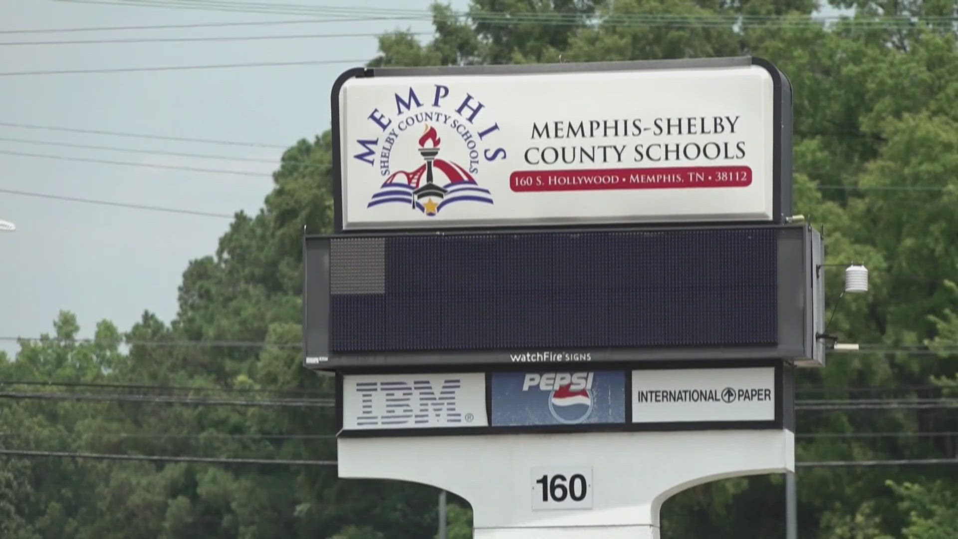 ABC24's Pepper Baker hosts Otis Sanford and Kenneth Whalum as they discuss the allegations of document shredding made against Memphis-Shelby County Schools.