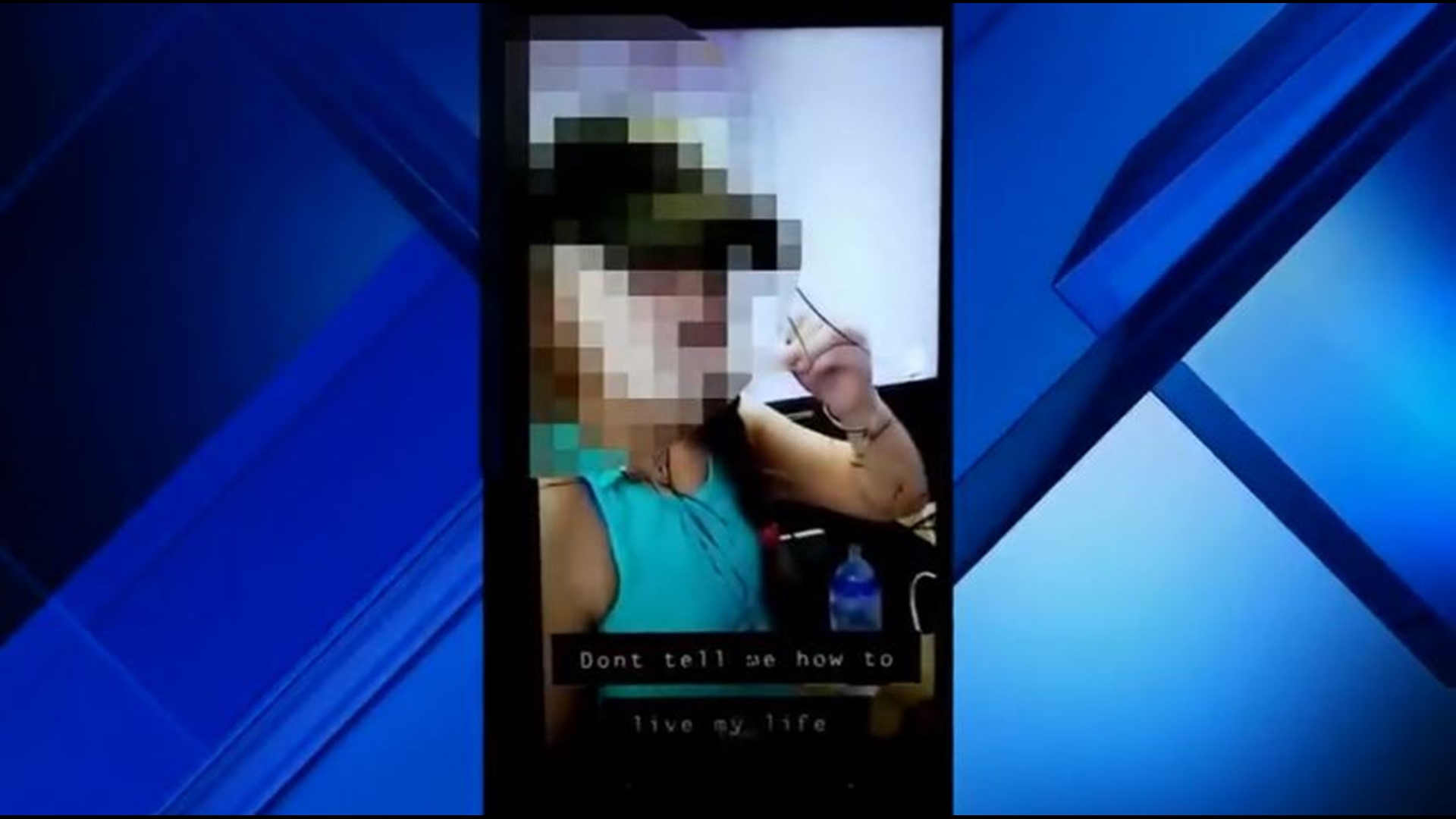 Florida Mom Arrested After Girl Licks Tongue Depressor At Doctors