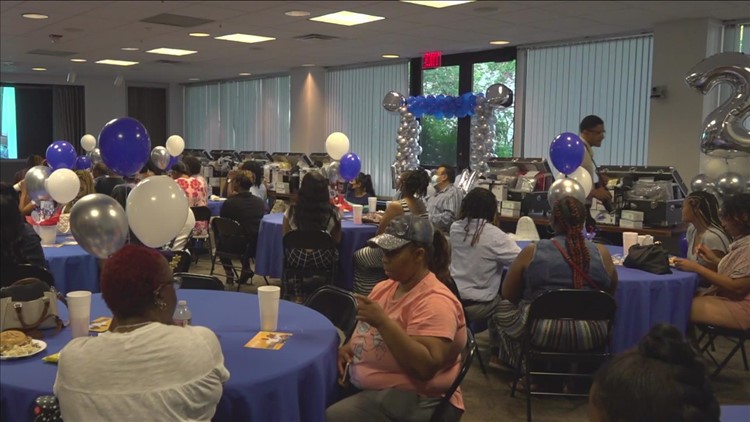 Event prepares first-generation Mid-South college students for the fall