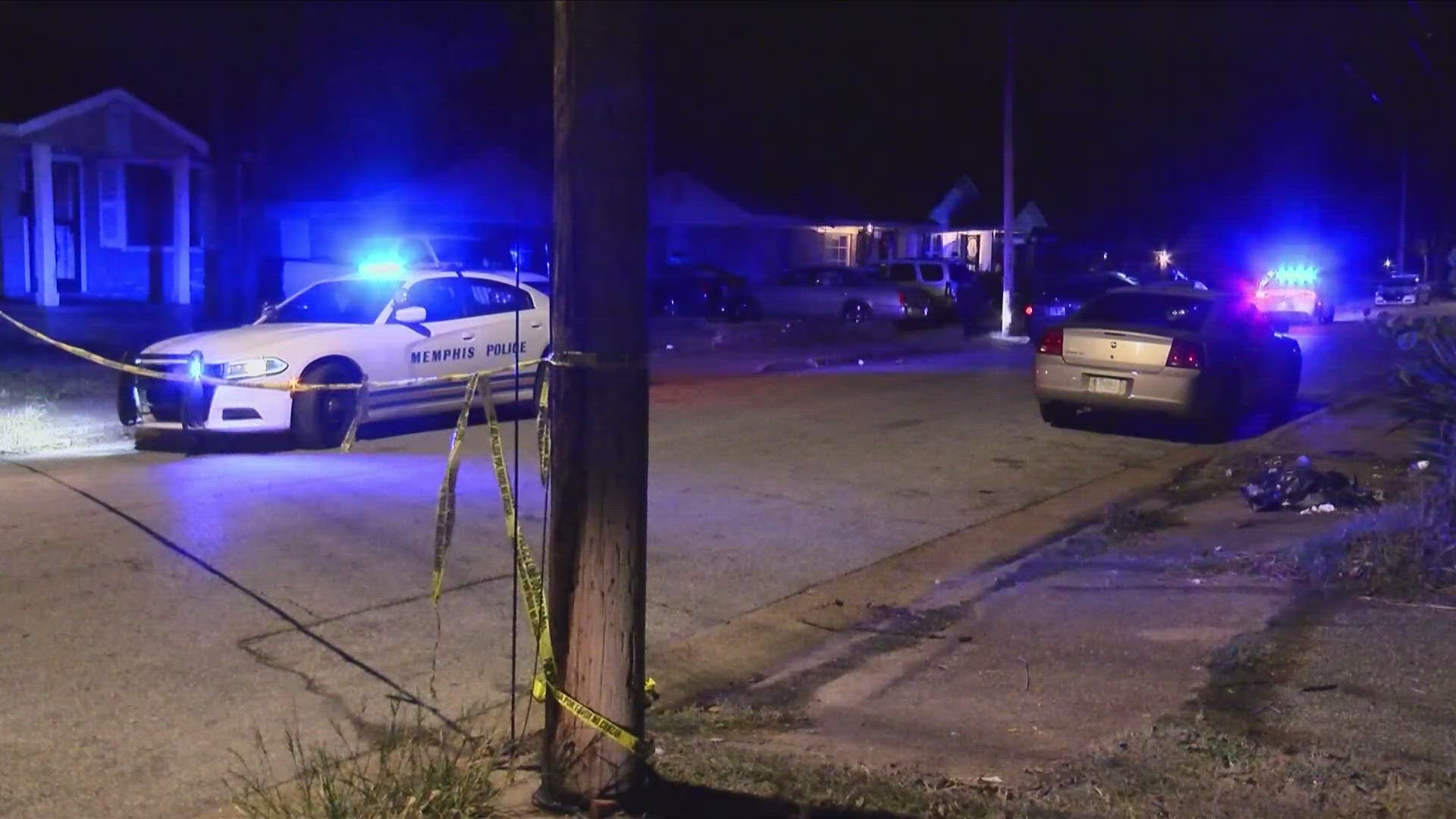 Memphis Police arrived at the shooting scene Monday, Nov. 27, just after 11:30 p.m. in the 2300 block of Dexter Avenue.